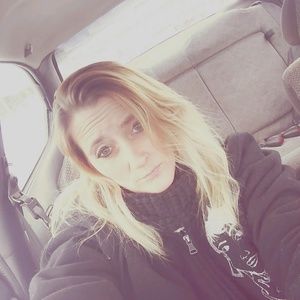 Meet your Posher, Kim